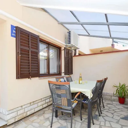 In - Istrien 11022 *