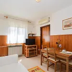 Apartman Mendikovic 11022