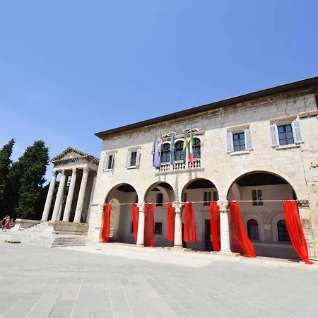 Appartamento In - Istrien 11022 Pola