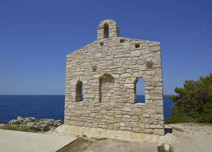 Mendikovic 11022 公寓